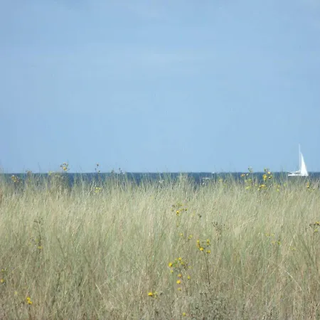 Und Mehr * Ostseebad Nienhagen